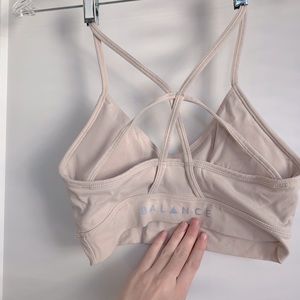 Balance Athletica - Form Bra - Sandstone